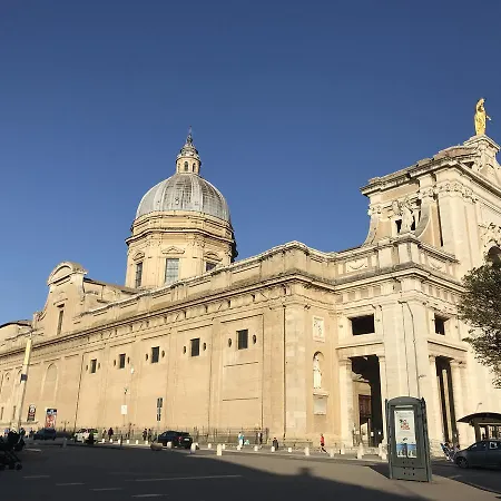 Le Campane Di Assisi