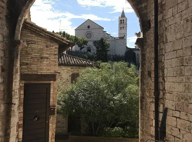 Le Campane Di 3* Assisi